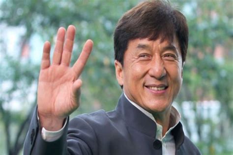 jackie chan height and weight